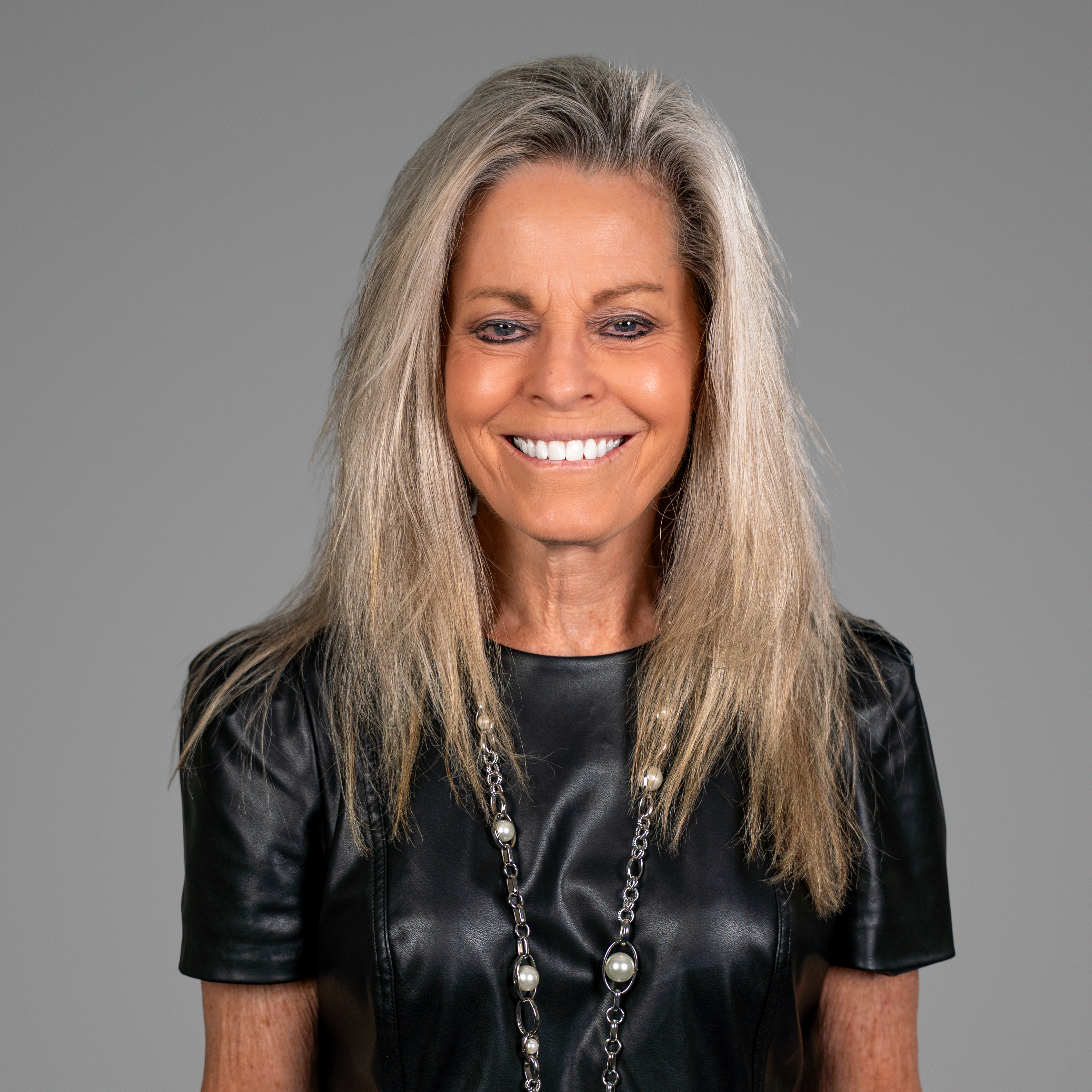 Julie Bellia_CD 1.jpg
